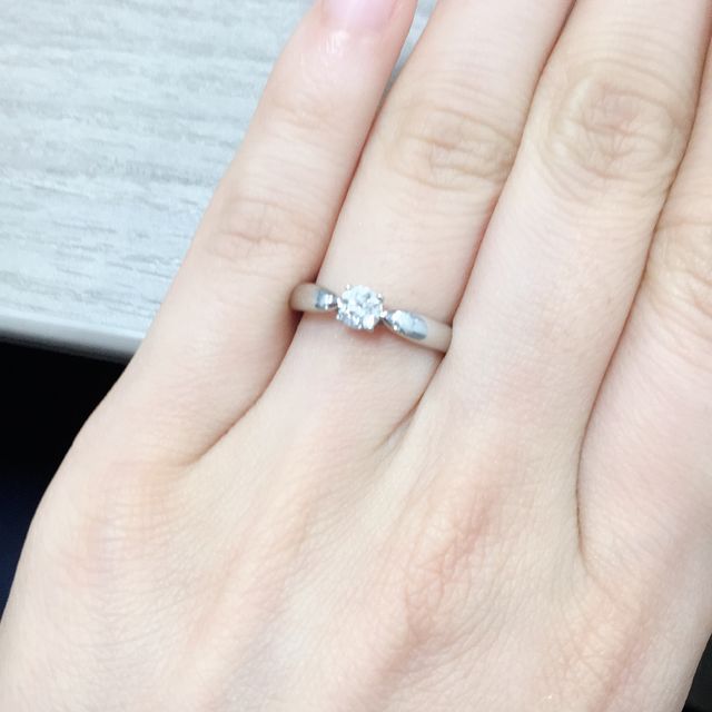 【ティファニー(Tiffany & Co.)の口コミ】 ほぼティファニーに決めていたので、1日で決まりました。ある程度以上の大…