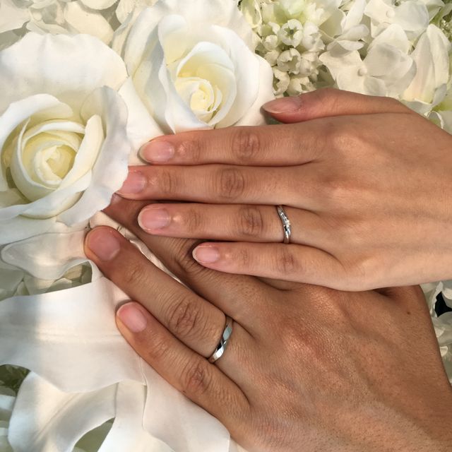 【アイプリモ(I-PRIMO)の口コミ】 シンプルすぎず飽きのこないデザインで探していました。アイプリモはデザ…