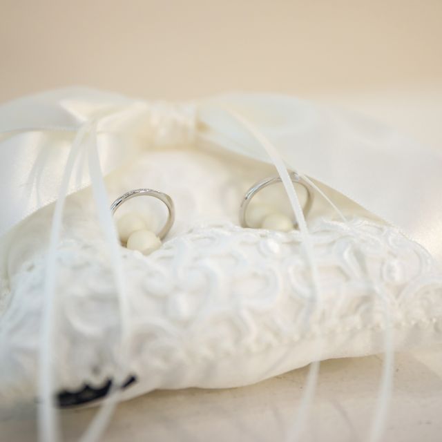 【ROYAL ASSCHER(ロイヤル・アッシャー)の口コミ】 ダンナさんとペアでつけたいと思っていたところ、私も気になっていたデザ…