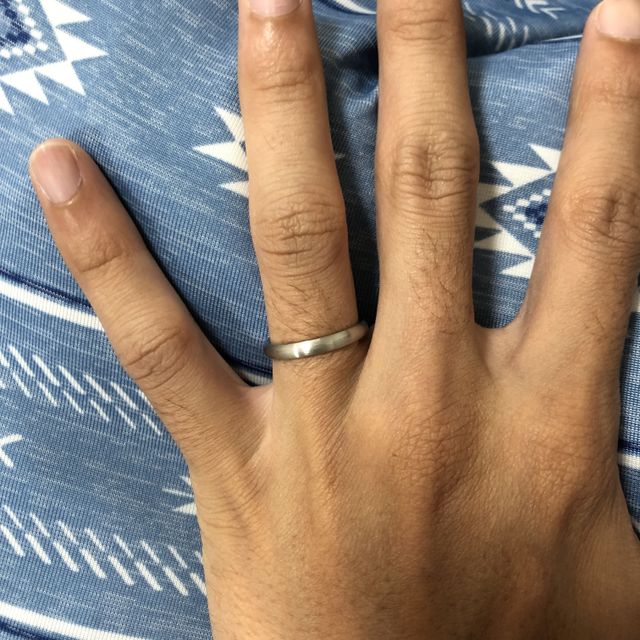 【銀座ダイヤモンドシライシの口コミ】 式場の紹介で知りました。自分たちの好きなようにオーダーできて、2人とも…