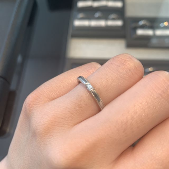 【エクセルコダイヤモンド(EXELCO DIAMOND)の口コミ】 ここのお店のデザインは可愛らしくて華奢というよりかは、大人っぽくてし…