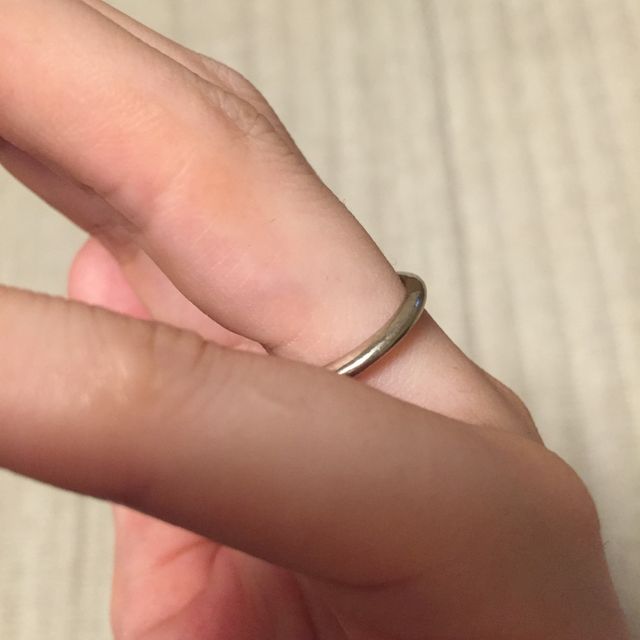 【ケイウノ ブライダル(K.UNO BRIDAL)の口コミ】 細め希望だったのですが、細すぎると重いビニール袋を持って食い込んだり…