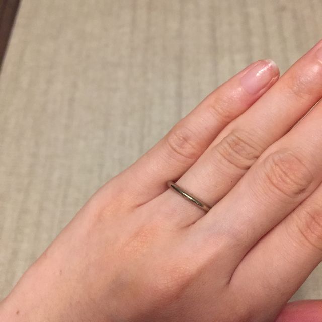 【ケイウノ ブライダル(K.UNO BRIDAL)の口コミ】 細め希望だったのですが、細すぎると重いビニール袋を持って食い込んだり…