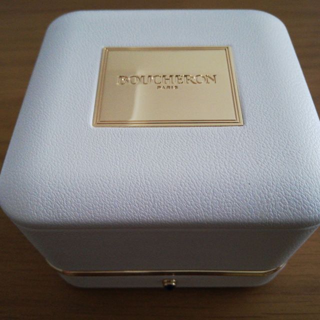 【ブシュロン(BOUCHERON)の口コミ】 特にブランドにこだわりがなかったので探すのが大変でしたが、
自分なりに…