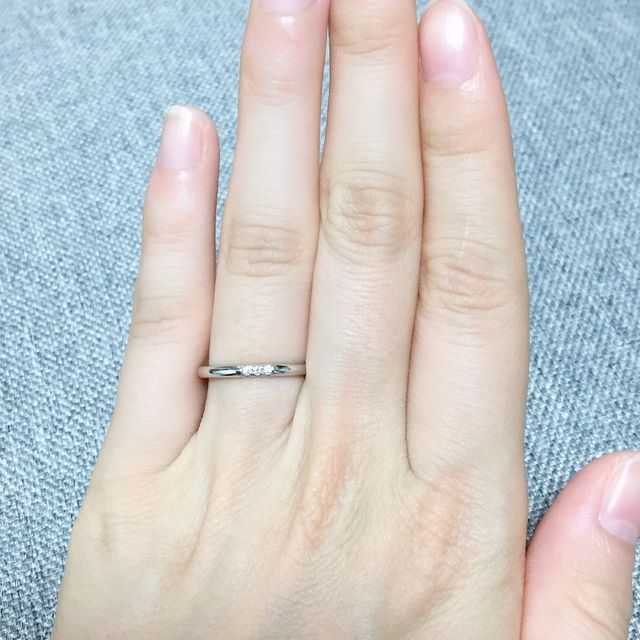 【ティファニー(Tiffany & Co.)の口コミ】 結婚指輪にもダイヤが付いているものが良かったのですが、普段使いを遠慮…