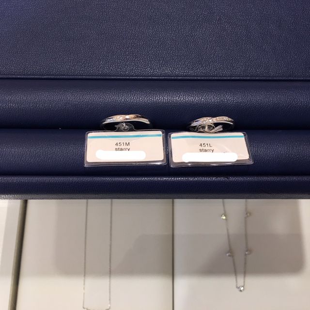 【銀座ダイヤモンドシライシの口コミ】 ダイヤの品質が良いとのことだったので、価格に関しては妥当なのかなと感…