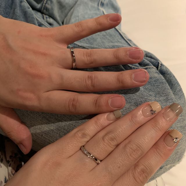 【銀座ダイヤモンドシライシの口コミ】 男性の派手ではないけれど、着用時にストレートではなく綺麗なクロスが施…