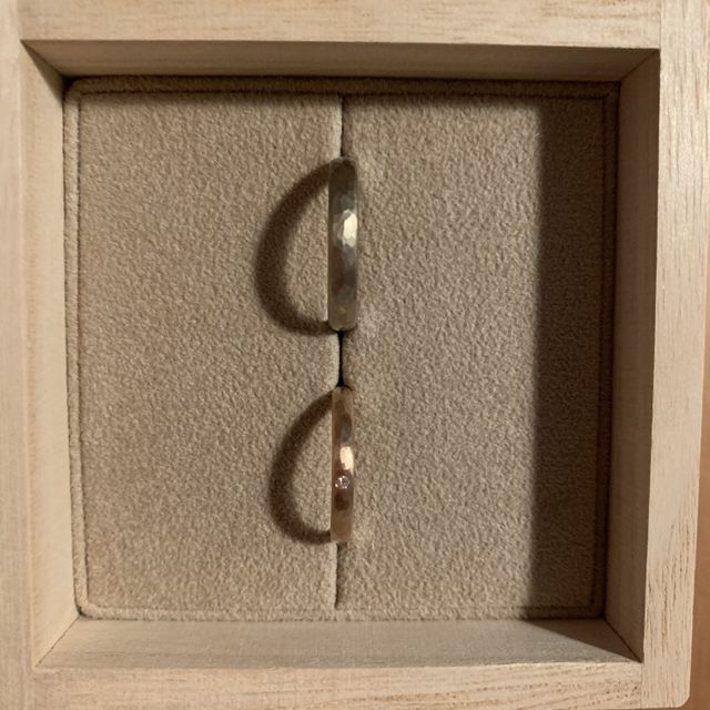 【YUKA HOJO(ユカホウジョウ)の口コミ】 シンプルなデザインで木目があることが決めて。この世に二つだけのデザイ…