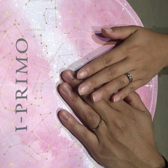 【アイプリモ(I-PRIMO)の口コミ】 シンプルなデザインを探してました！
さりげなくウェーブになっていて可愛…