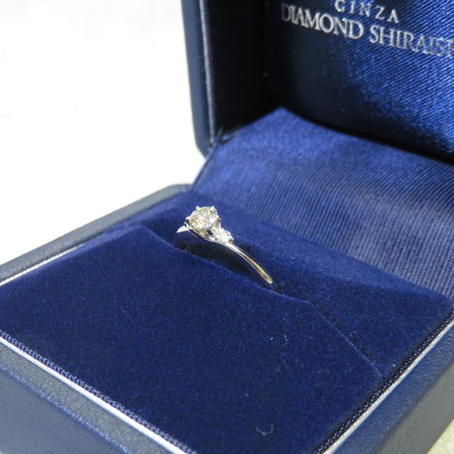 【銀座ダイヤモンドシライシの口コミ】 デザインと価格が決め手でした。落ち着いた雰囲気でありながらエレガント…