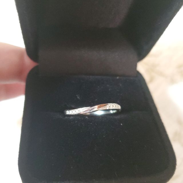 【アイプリモ(I-PRIMO)の口コミ】 ねじりが入ったデザインが良かったのと、指馴染みが凄く良かったので！仕…