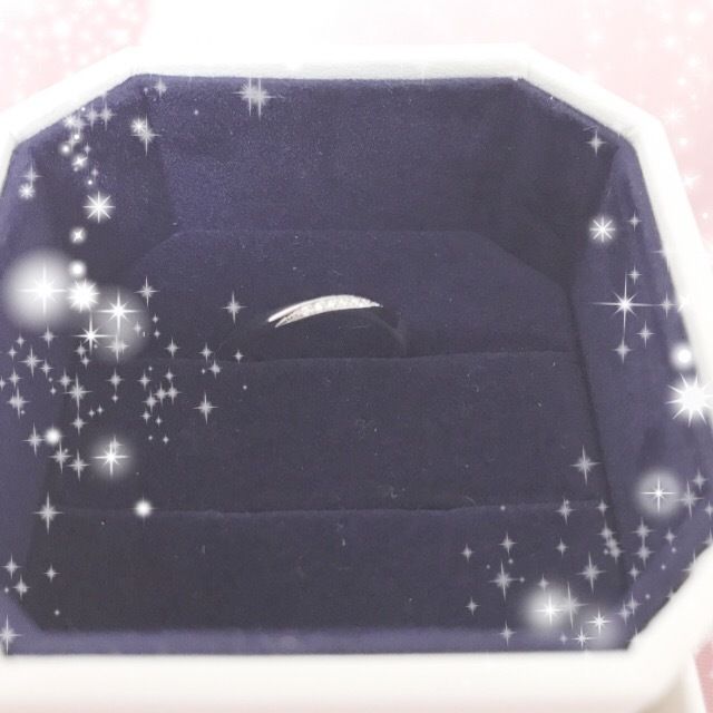 【4℃ BRIDAL(ヨンドシーブライダル)の口コミ】 細身のデザインがよかったのでこれにしました！
ウェーブで細身のデザイン…