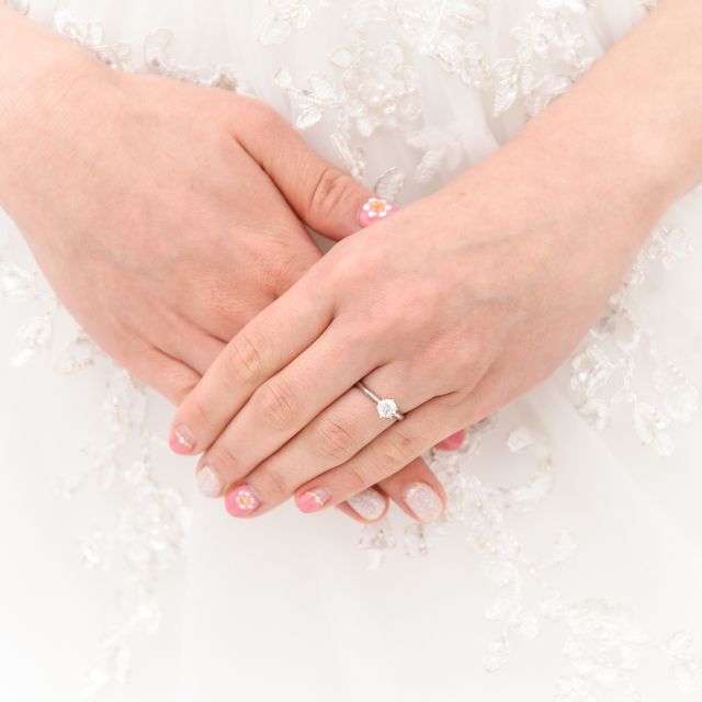 【LEHAIM(レハイム)の口コミ】 ダイヤの大きさにこだわっていたので、ダイヤの予算と質に満足しました。
…