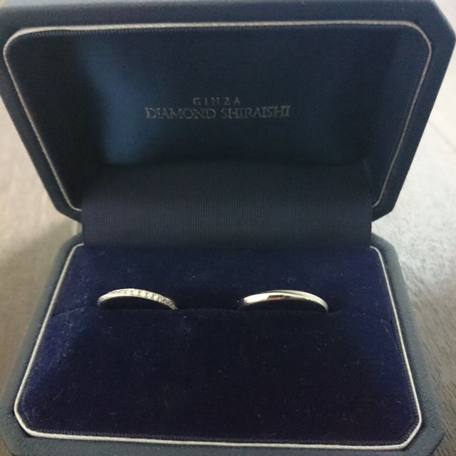 【銀座ダイヤモンドシライシの口コミ】 デザインの綺麗さと付け心地の良さが決め手になりました。ブーケというシ…