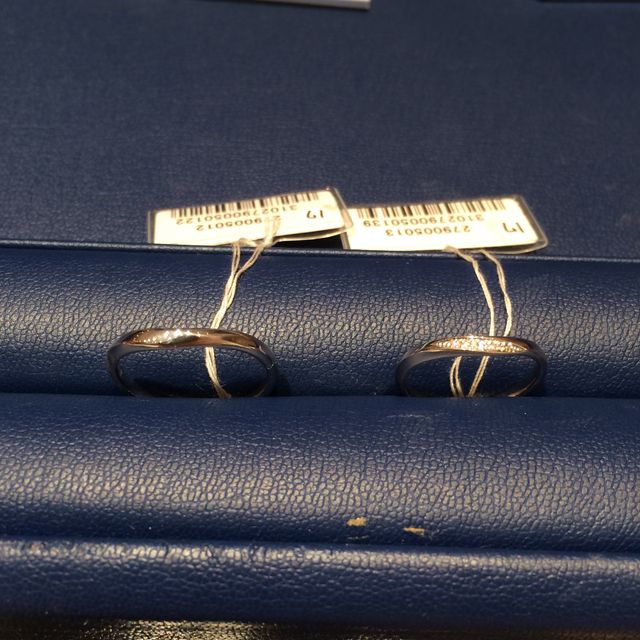 【銀座ダイヤモンドシライシの口コミ】 接客が最高。長時間に渡ったが、嫌な顔せず、こちらが納得いくまでお付き…