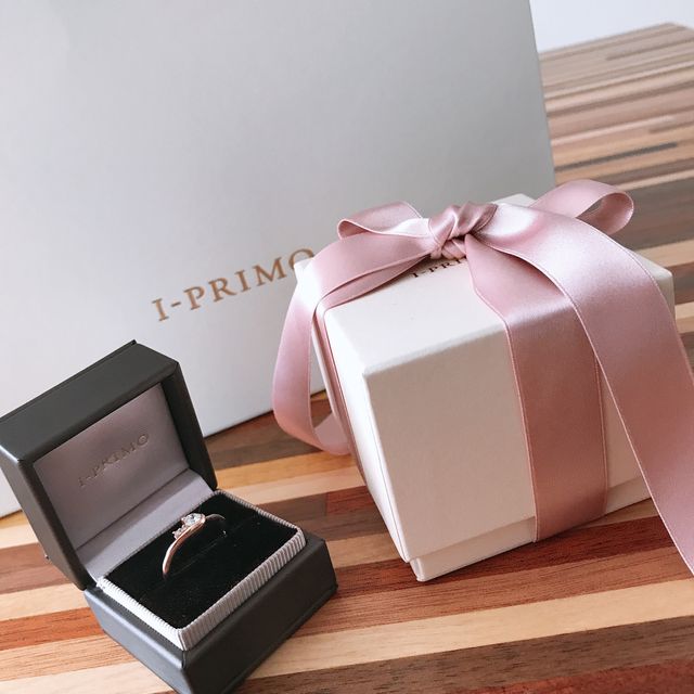 【アイプリモ(I-PRIMO)の口コミ】 プラチナとピンクゴールドの2つの素材から作られており、デザインもあまり…