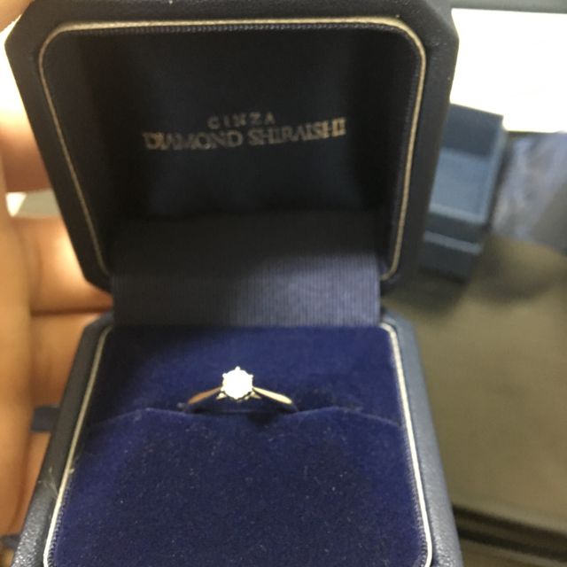 【銀座ダイヤモンドシライシの口コミ】 すごく綺麗なダイヤモンドだったのと店員さんの親切な対応で急なオーダー…