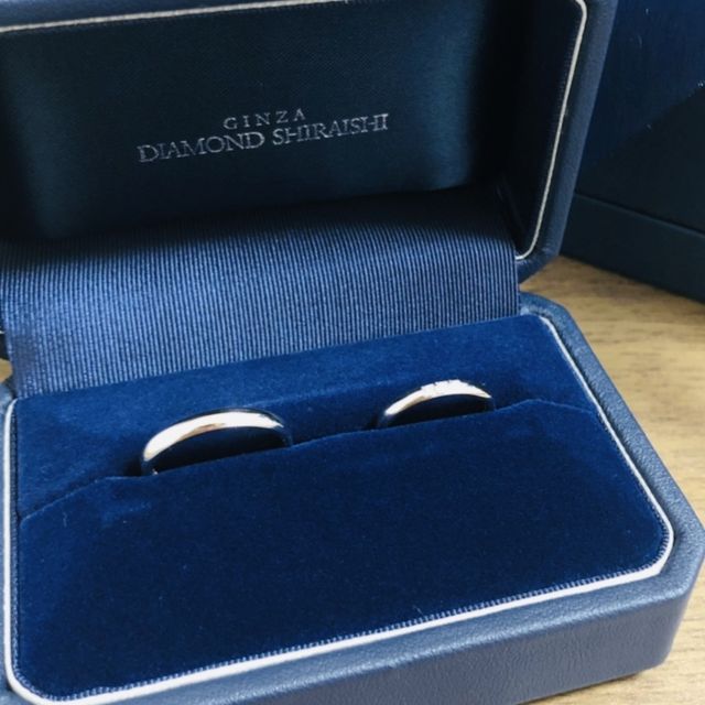 【銀座ダイヤモンドシライシの口コミ】 指輪のデザインはシンプルなものが良いというのがお互いの希望でしたので…