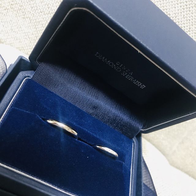 【銀座ダイヤモンドシライシの口コミ】 私たち夫婦は2人とも、シンプルで日常使いできるものを希望していました。…