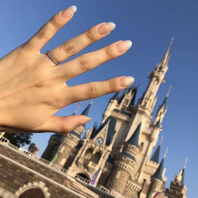 【銀座ダイヤモンドシライシの口コミ】 数ある指輪の中で、結婚指輪との付け合わせを重視しました。指輪の細さや…