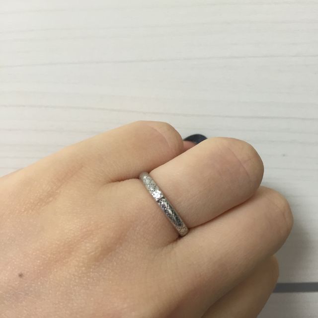 【グッチ(GUCCI)の口コミ】 雑誌でGUCCIの指輪が気になり、最初は18Kが欲しかったがサイズがなく、プ…