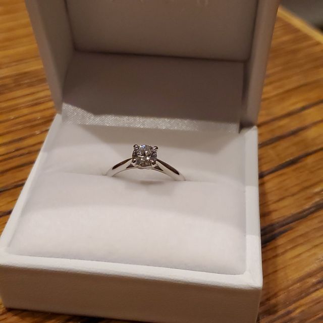 【宝寿堂(ほうじゅどう)の口コミ】 価格に対する大きさで決めました。某有名宝飾ブランドにも試着しに行きま…