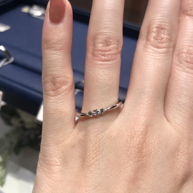 【銀座ダイヤモンドシライシの口コミ】 いくつかのお店で試着しましたが、他のお店にはないデザインだったため、…