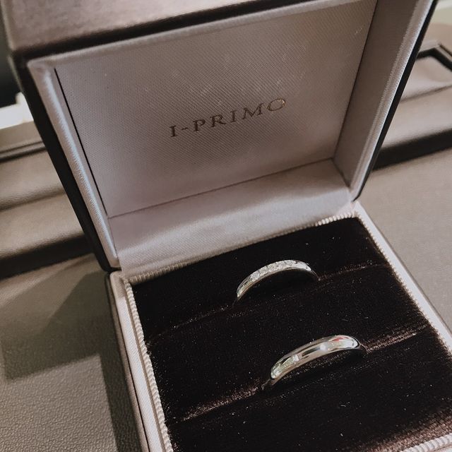 【アイプリモ(I-PRIMO)の口コミ】 指輪を購入する決めてとなったのは、シンプルでとてもよく裏の方に文字や…