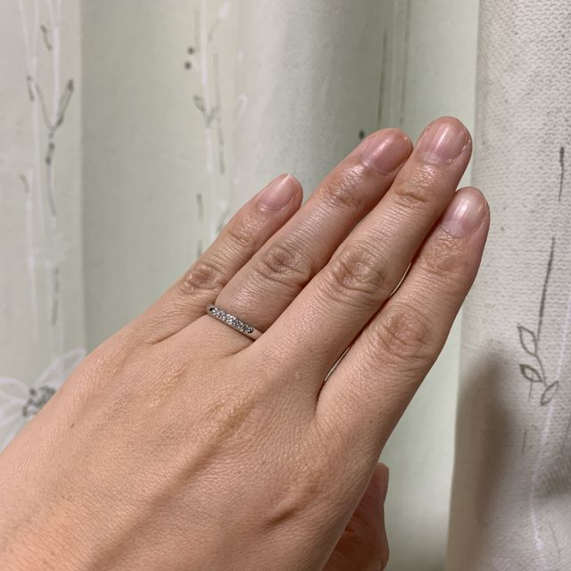 【アイプリモ(I-PRIMO)の口コミ】 指輪の厚みや、ダイヤの個数、デザインを自分で選ぶことができたのがとて…