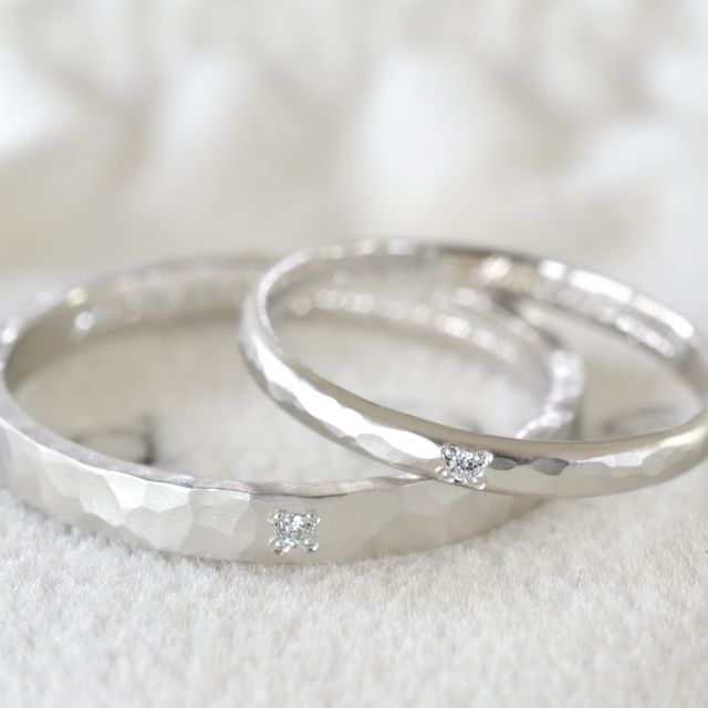 【湘南彫金工房 andfuseの口コミ】 二人で指輪が作れると言うのが一番の決め手です。
二人で素材選びや、デザ…