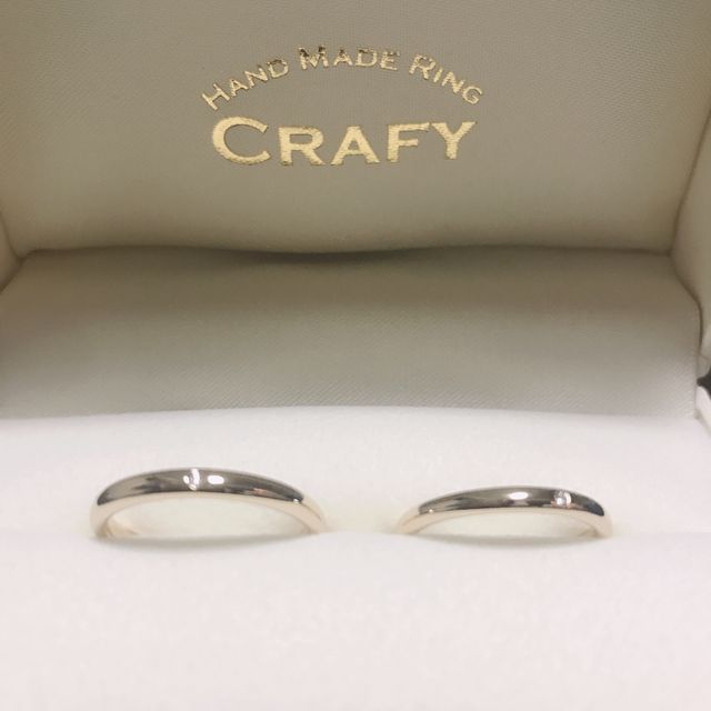 【CRAFY(クラフィ)の口コミ】 手作りの結婚指輪が良くて、こちらで作成しました。
色やデザインの相談も…