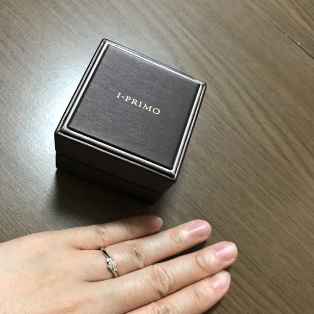 【アイプリモ(I-PRIMO)の口コミ】 あまり派手すぎず、普段使いができるものが指輪を選ぶ上での条件でした。…