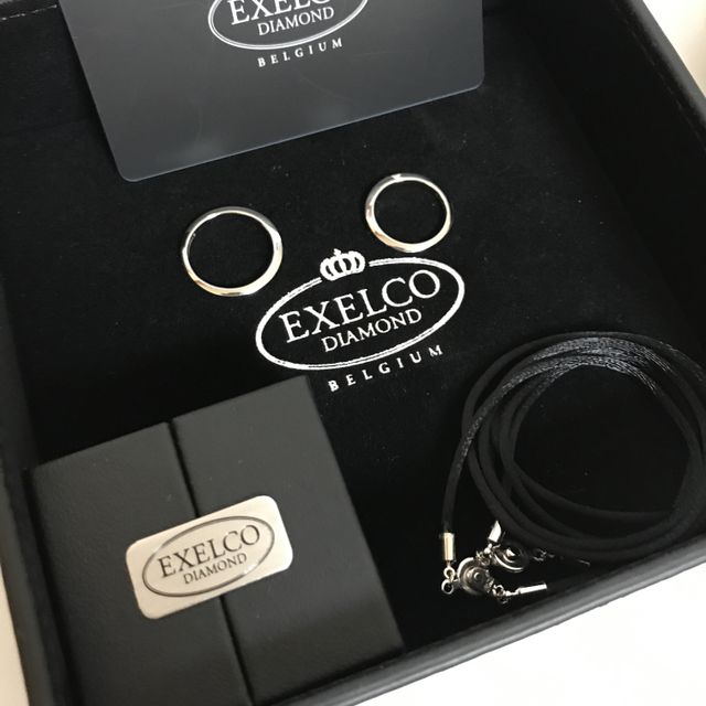 【エクセルコダイヤモンド(EXELCO DIAMOND)の口コミ】 色々な店舗を見てきましたが、
女性側男性側の両方が合ったものというのが…