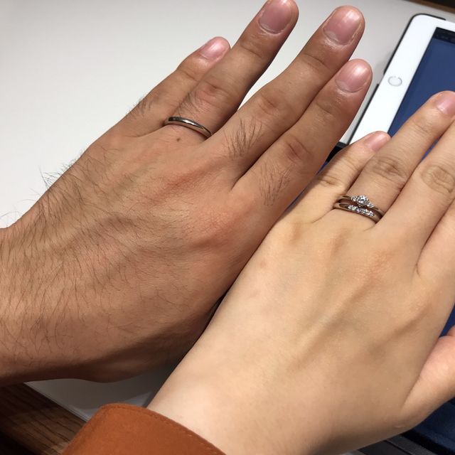 【4℃ BRIDAL(ヨンドシーブライダル)の口コミ】 指関節が出っ張る骨格で、なかなか自分の指にフィットする指輪が見つから…