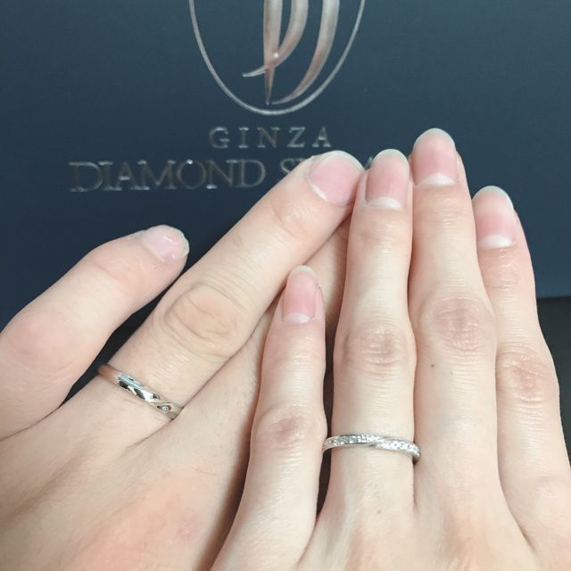 【銀座ダイヤモンドシライシの口コミ】 真ん中でウェーブしていて、ストレートなのに他のブランドとは少し違った…