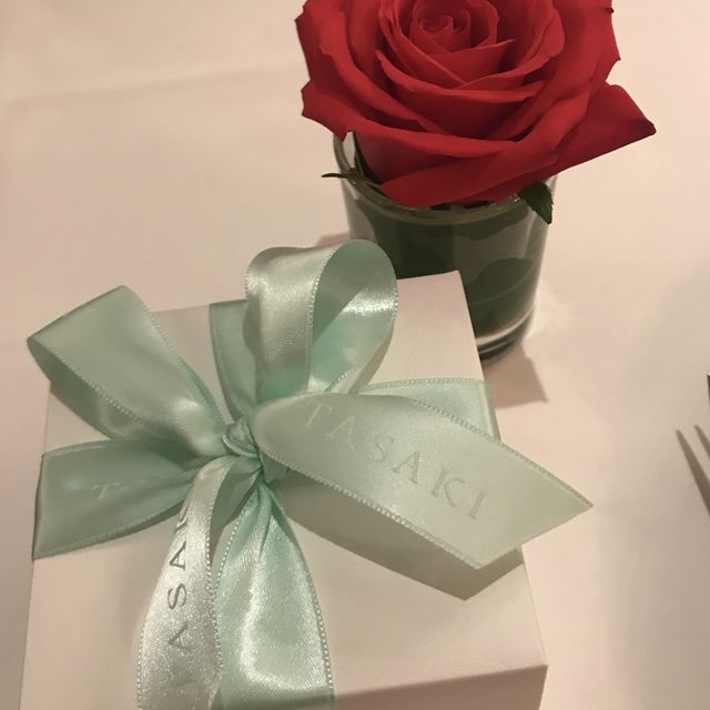 【TASAKI(タサキ)の口コミ】 指が11号あるため、スッキリ見えるデザインで華やかな指輪を探していまし…