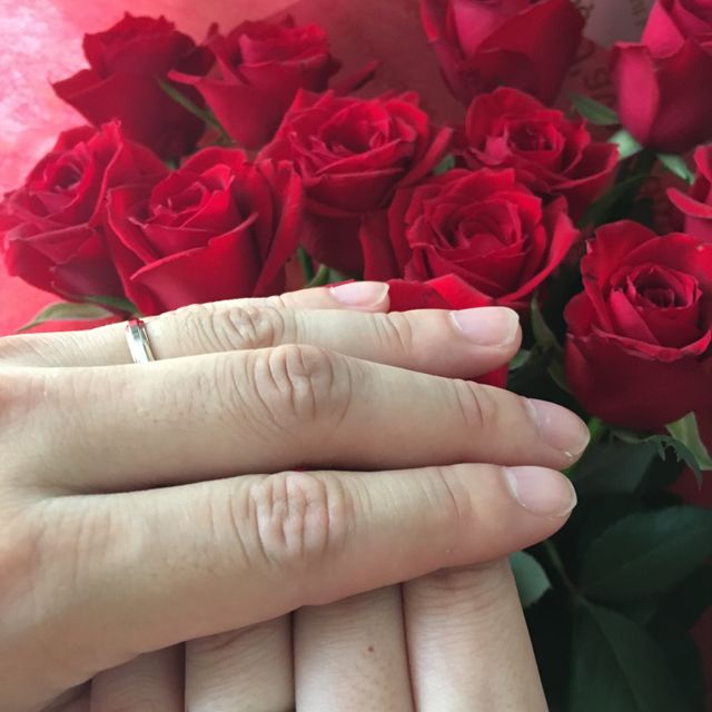 【アイプリモ(I-PRIMO)の口コミ】 指輪のデザインが気に入りました。プラチナ素材で探していて、イエローゴ…