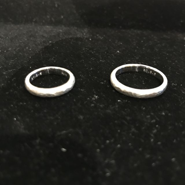 【Smith(工房スミス)の口コミ】 ホームページを確認したら豊富な指輪の種類とオリジナルの指輪を作れると…