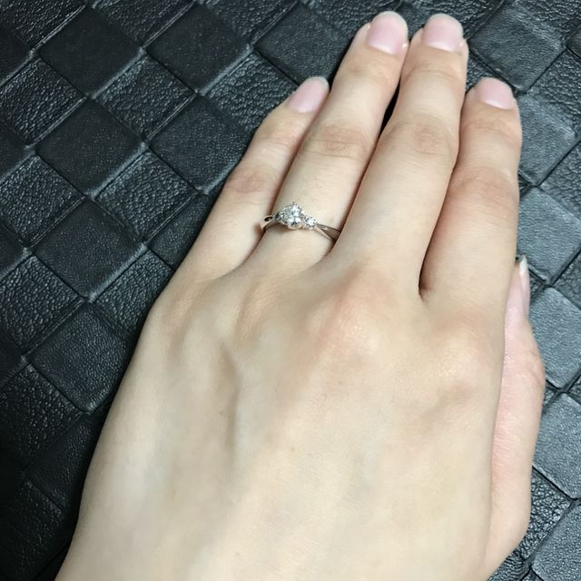 【TASAKI(タサキ)の口コミ】 シンプルなデザインで、長くつけていても飽きのこないもの、何十年か先に…