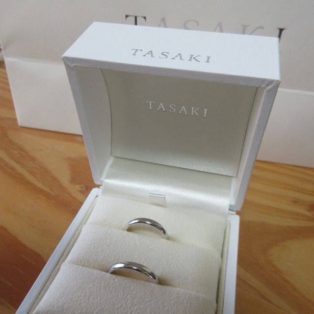 【TASAKI(タサキ)の口コミ】 シンプルなデザインでこれから先ずっと、歳を重ねてもつけられるものが良…