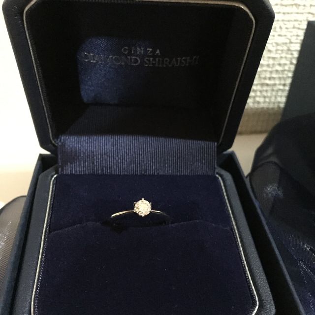 【銀座ダイヤモンドシライシの口コミ】 シンプルでダイヤモンドが6つの爪であるものが希望だったので、デザイン性…