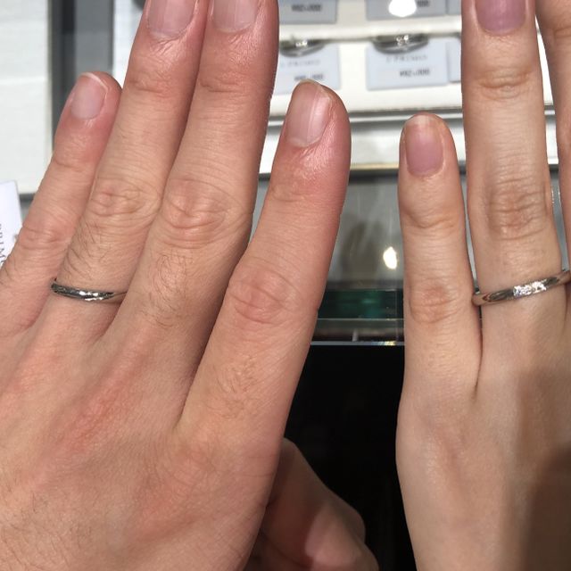 【アイプリモ(I-PRIMO)の口コミ】 レディース、メンズ共にシンプルでありながら王道のデザインでした。セッ…