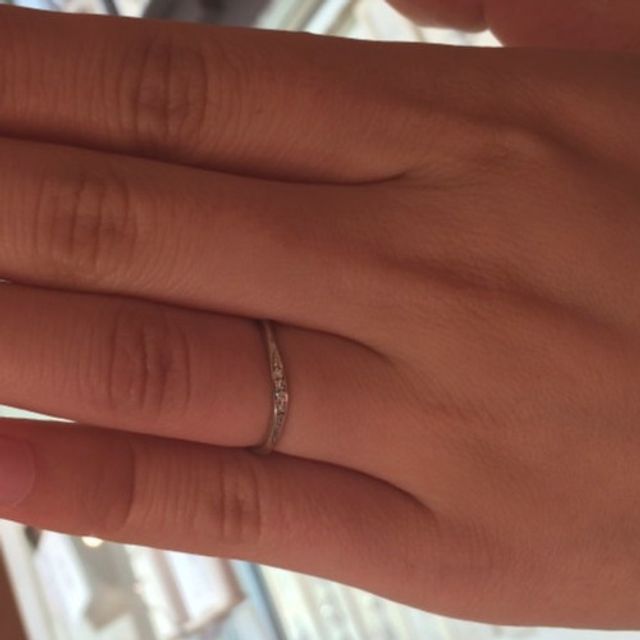 【LUCIE(ルシエ)の口コミ】 シンプルで華奢なデザインですが、造りとしてしっかりとしていること、付…