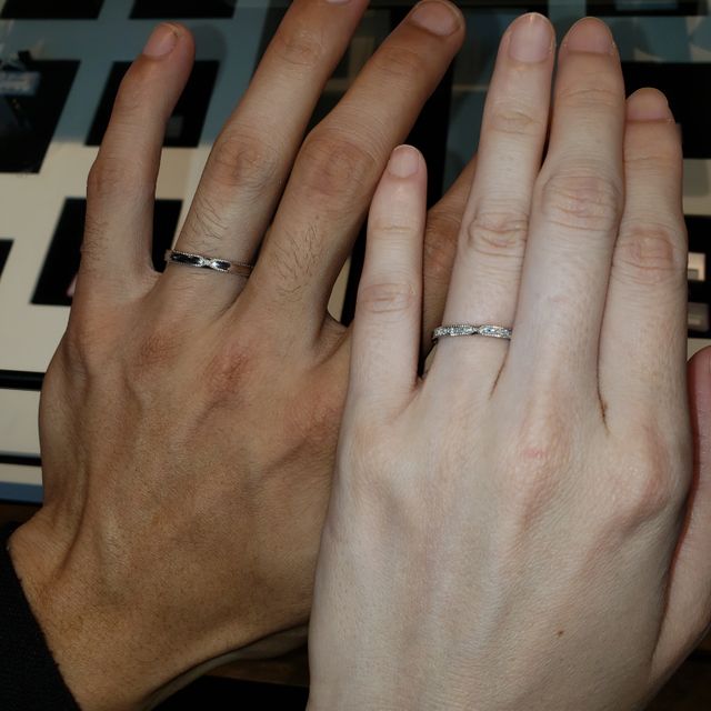 【I's stone(アイズストーン)の口コミ】 ミル打ちの交わってるデザインになっています。ダイヤなしにしてもらいま…