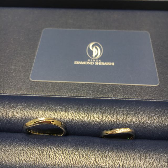 【銀座ダイヤモンドシライシの口コミ】 銀座ダイヤモンドシライシ本店のスタッフさんが手を見て私たちに合う結婚…
