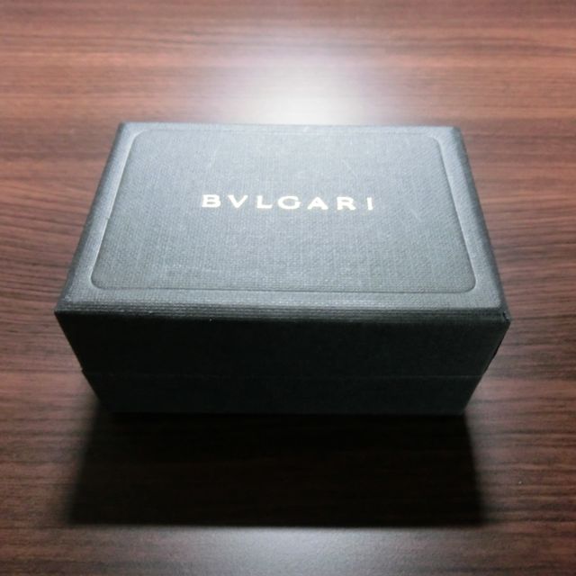 【ブルガリ(BVLGARI)の口コミ】 常に着けていても邪魔にならないようにシンプルなデザインの結婚指輪を探…