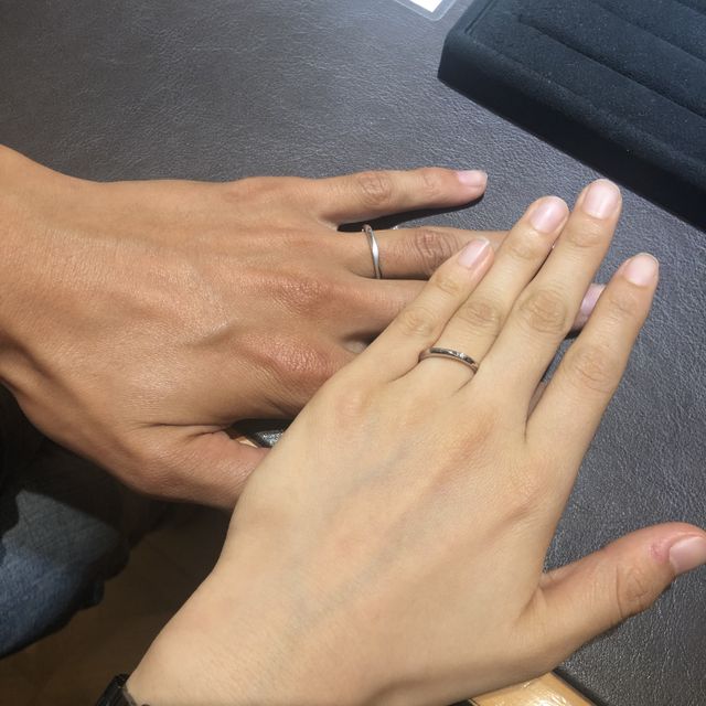 【TRECENTI(トレセンテ)の口コミ】 シンプルなデザインの指輪を探していましたが、見ているうちに華やかなな…