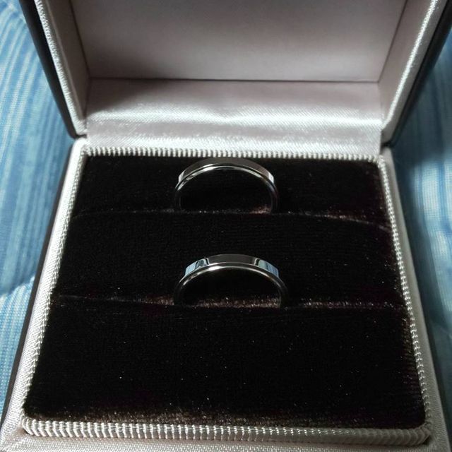 【アイプリモ(I-PRIMO)の口コミ】 キラキラしている派手なデザインの物はあまり好みではなかったので、シン…