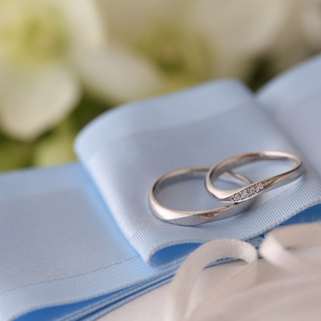 【銀座ダイヤモンドシライシの口コミ】 デザインはお互いに気に入ったものを。
あえてペアにしてないです。
価格…