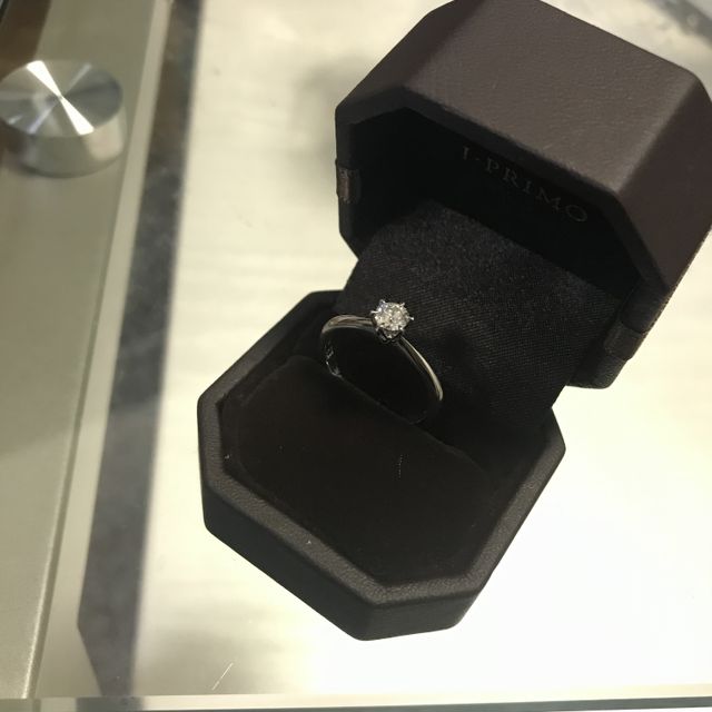 【アイプリモ(I-PRIMO)の口コミ】 ダイヤの大きさが良かったです。小さすぎず、逆にものすごい主張するわけ…